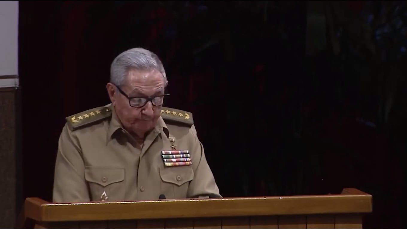El fin de una era en Cuba: Raúl Castro renuncia a la jefatura del Partido Comunista