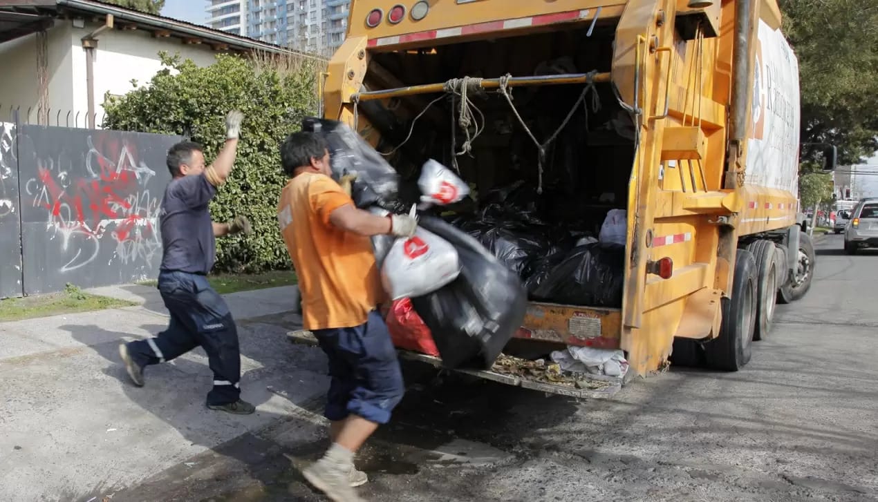 Recolectores de basura advierten sumarse a movilizaciones de no prosperar tercer retiro