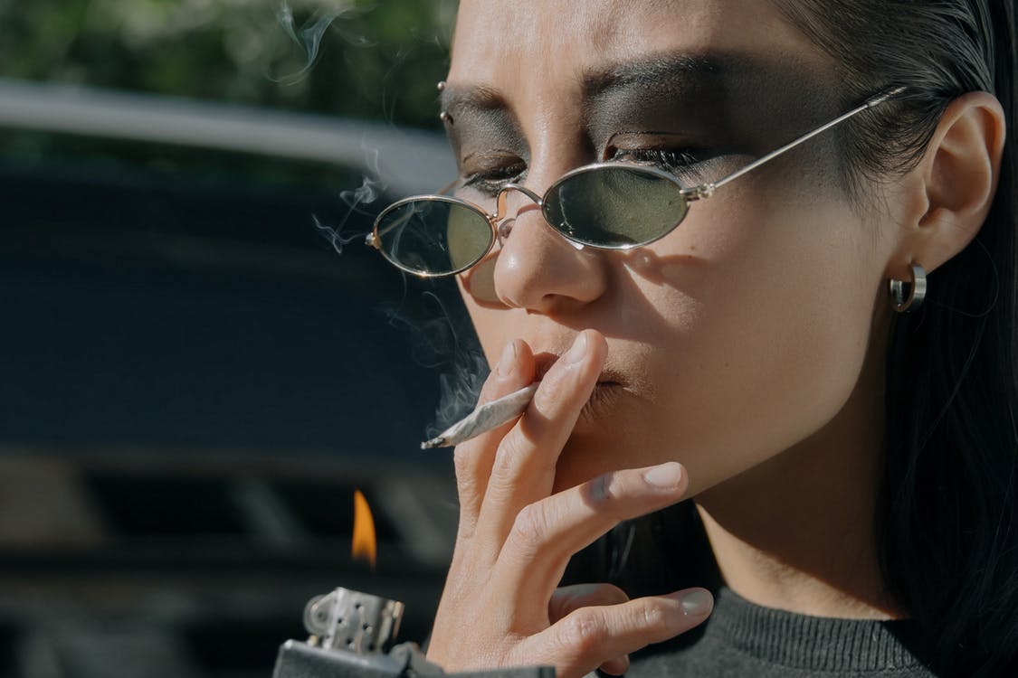 “Un porro por vacuna”: Ofrecen marihuana gratis a personas que se vacunen contra el Covid-19