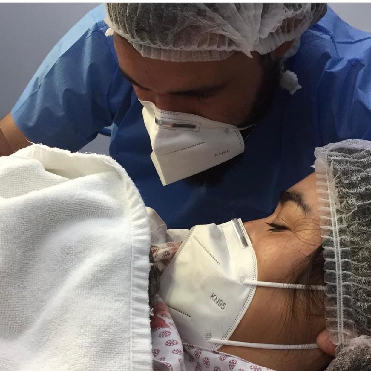 Izkia Siches presentó a su hija Khala Simone