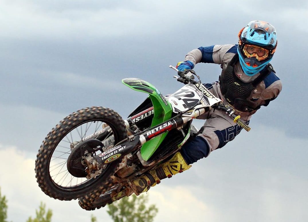 Conmoción en el deporte tuerca por muerte de reconocido piloto de motocross que competía sólo con un brazo