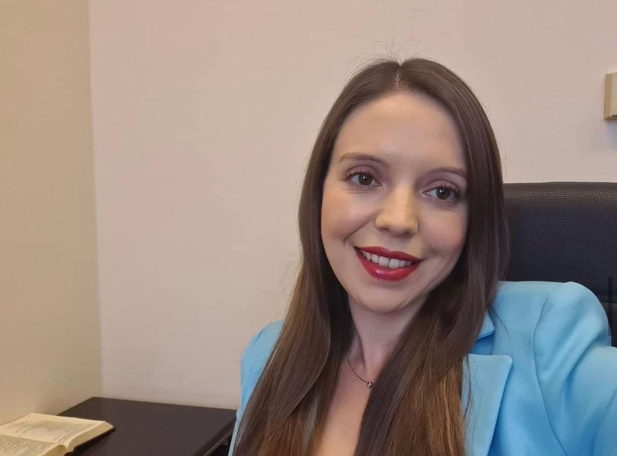 Camila Flores ante posibilidad de ser Reina del Copihue de Oro: “Me siento halagada”