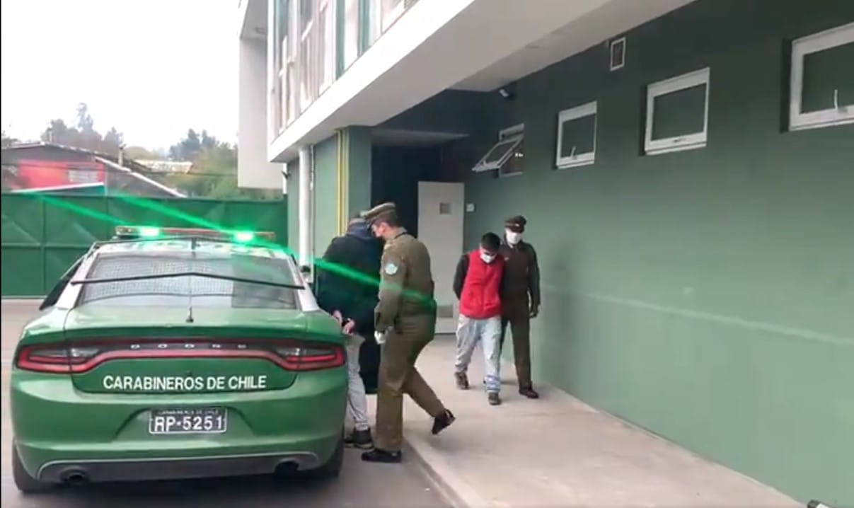 Detienen a cuatro sujetos y a guardia de seguridad por robo en constructora de Concepción