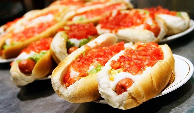 Día del completo: Revisa cómo se celebrará esta deliciosa preparación