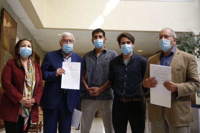 Diputados de oposición presentan proyecto para regular bienes de Fuerzas Armadas y Policías
