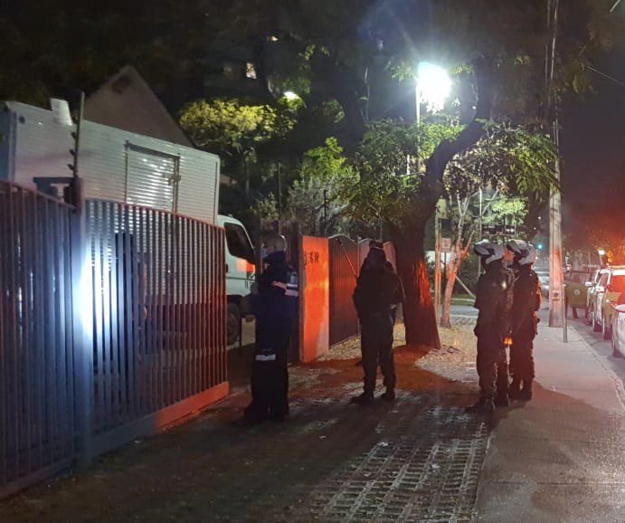 Con más de 60 personas detenidas terminó fiscalización a tres fiestas clandestinas en la Región Metropolitana