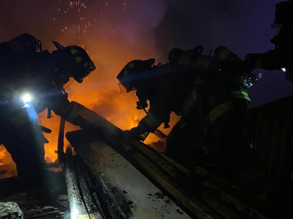 Incendio en Campamento Dignidad deja un muerto y 19 damnificados