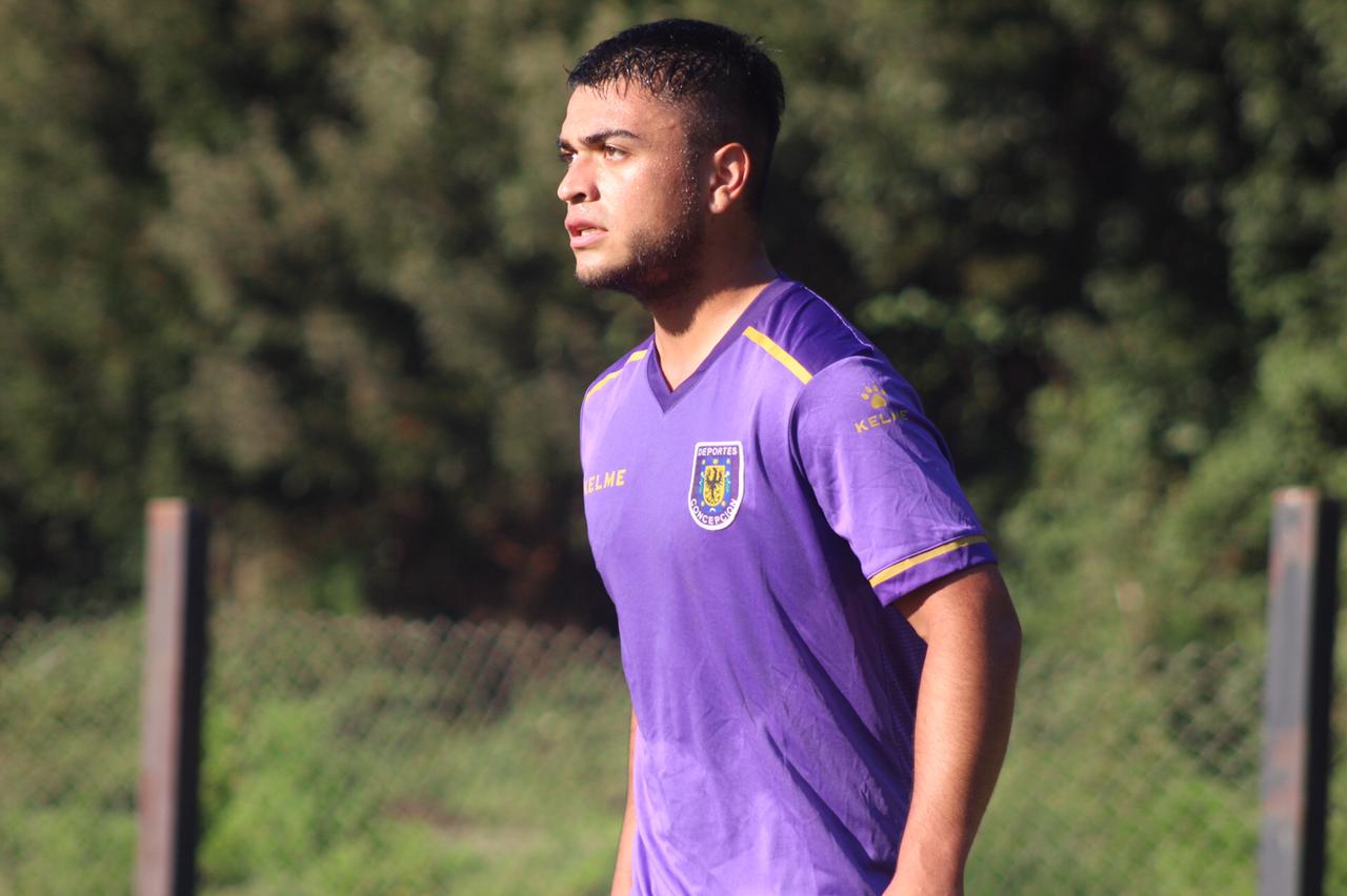 El “León de Collao” sumó al nuevo jefe del mediocampo lila