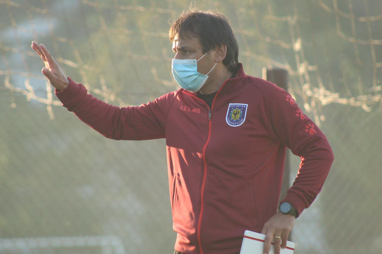 Renato Ramos apela a lo emotivo y al compromiso del plantel con la camiseta del “León de Collao”