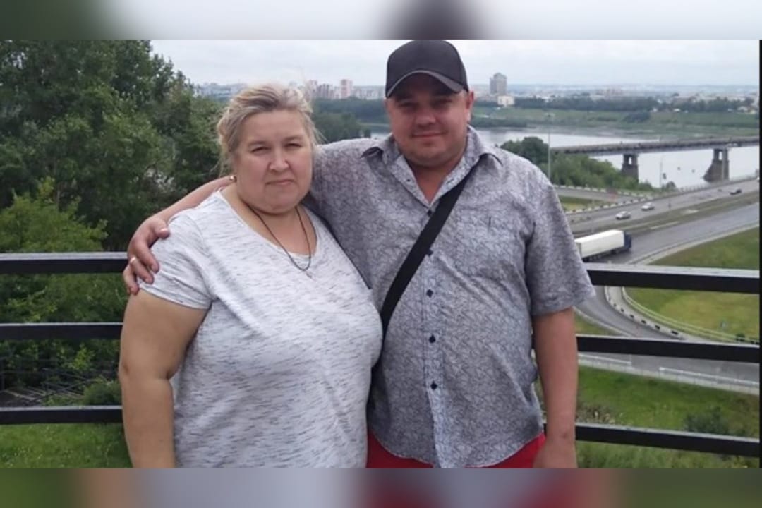 Mujer mató a su esposo al sentarse sobre su cabeza