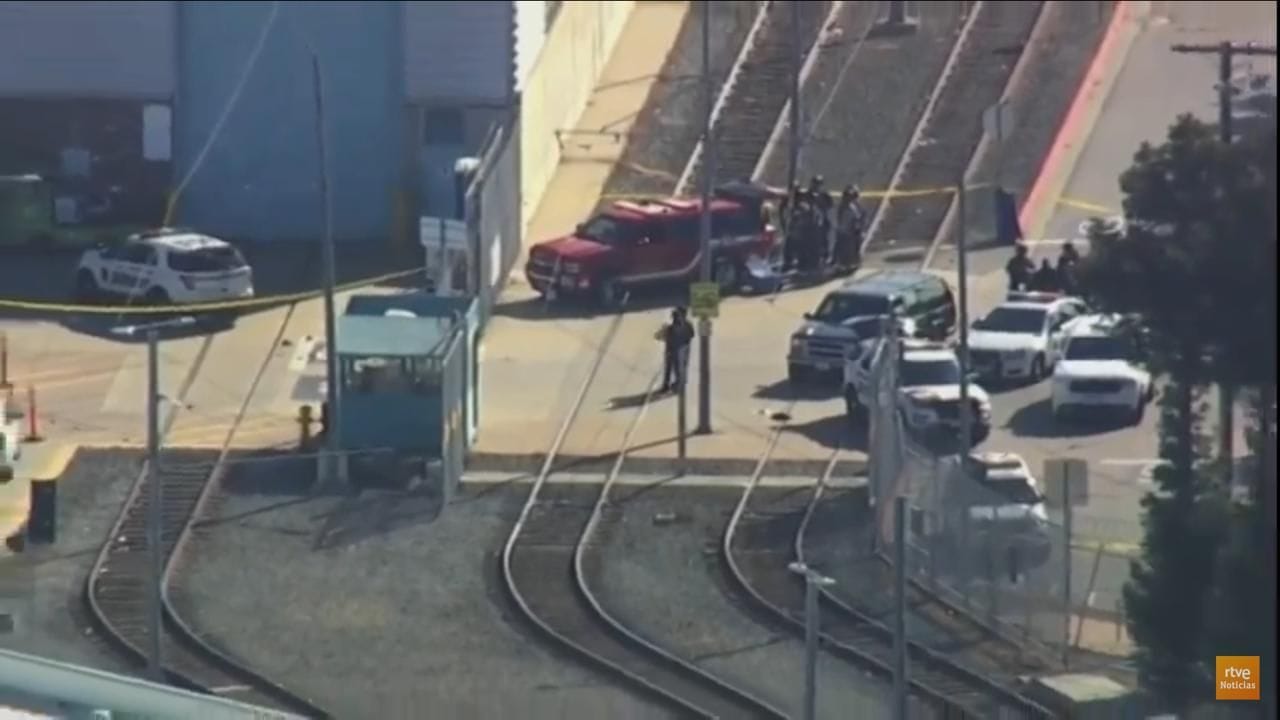 Tiroteo en estación de trenes deja 8 muertos y múltiples heridos