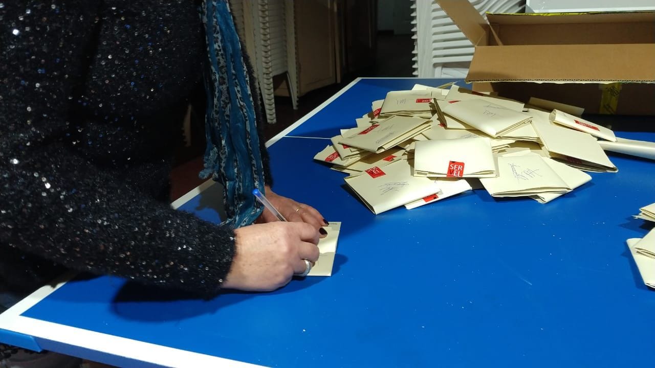 Comenzó el conteo de votos en Colegio Inmaculada de Talcahuano