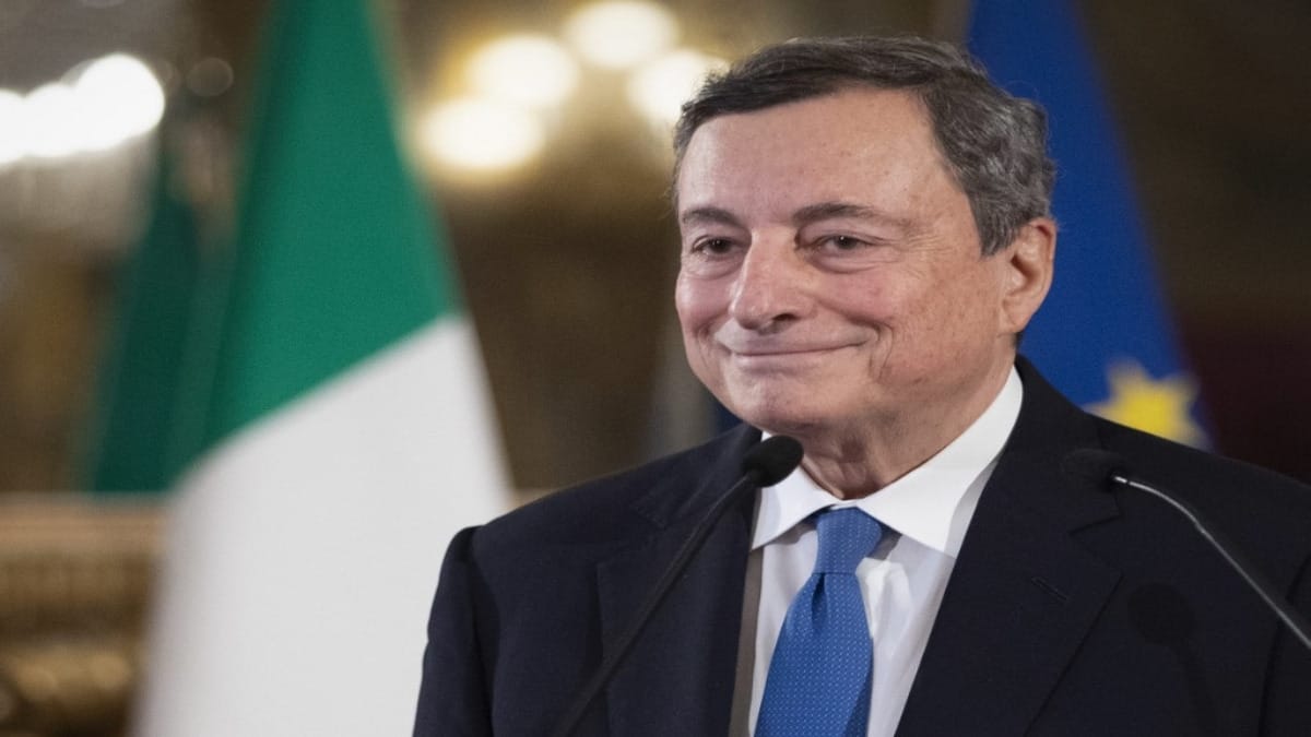Primer ministro de Italia renuncia a su sueldo