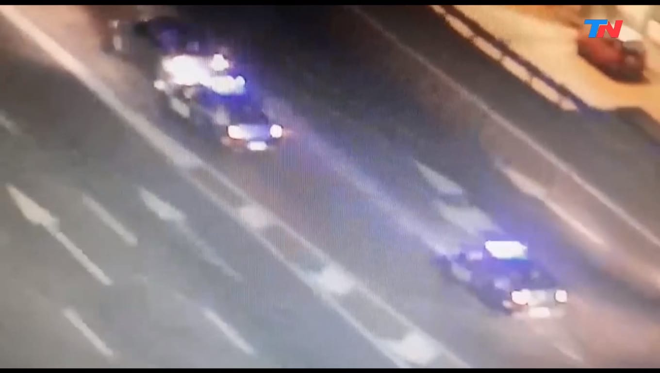Conductor borracho escapó de la policía con su hijo de seis años en el asiento de copiloto