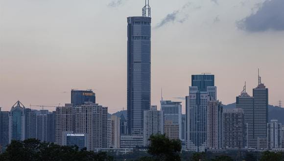 Pánico en China por edificio de 300 metros que tiembla sin razón aparente