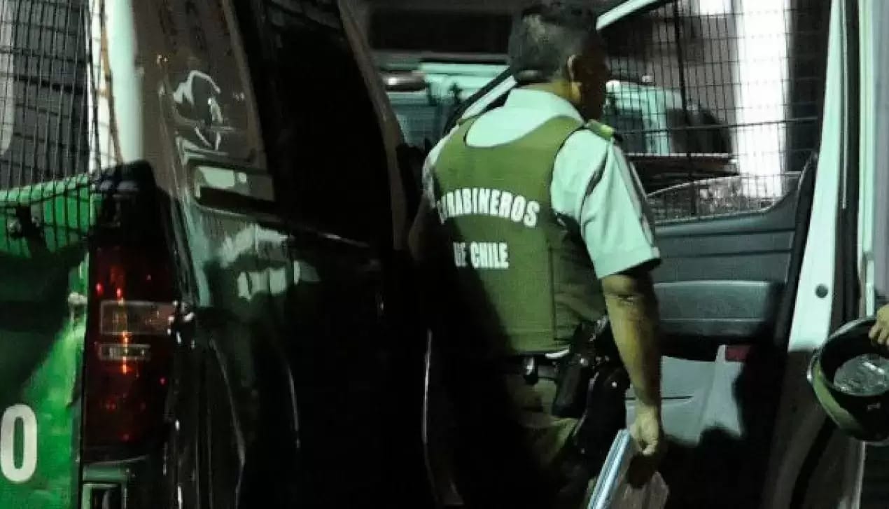Detienen a conductor ebrio que violó medidas cautelares para amenazar a su ex