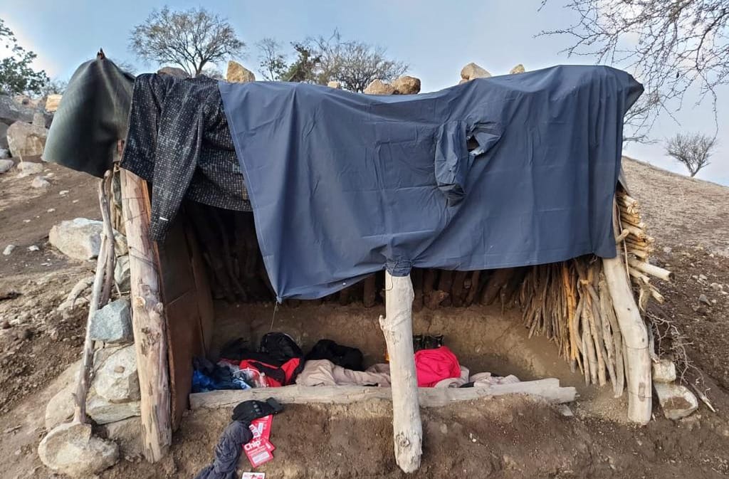 Así era refugio donde se ocultaba sospechoso de crimen de hermanos en El Bosque
