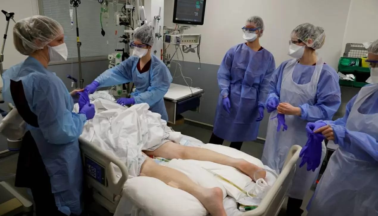 Mujer a quien daban por muerta despertó antes de ser incinerada