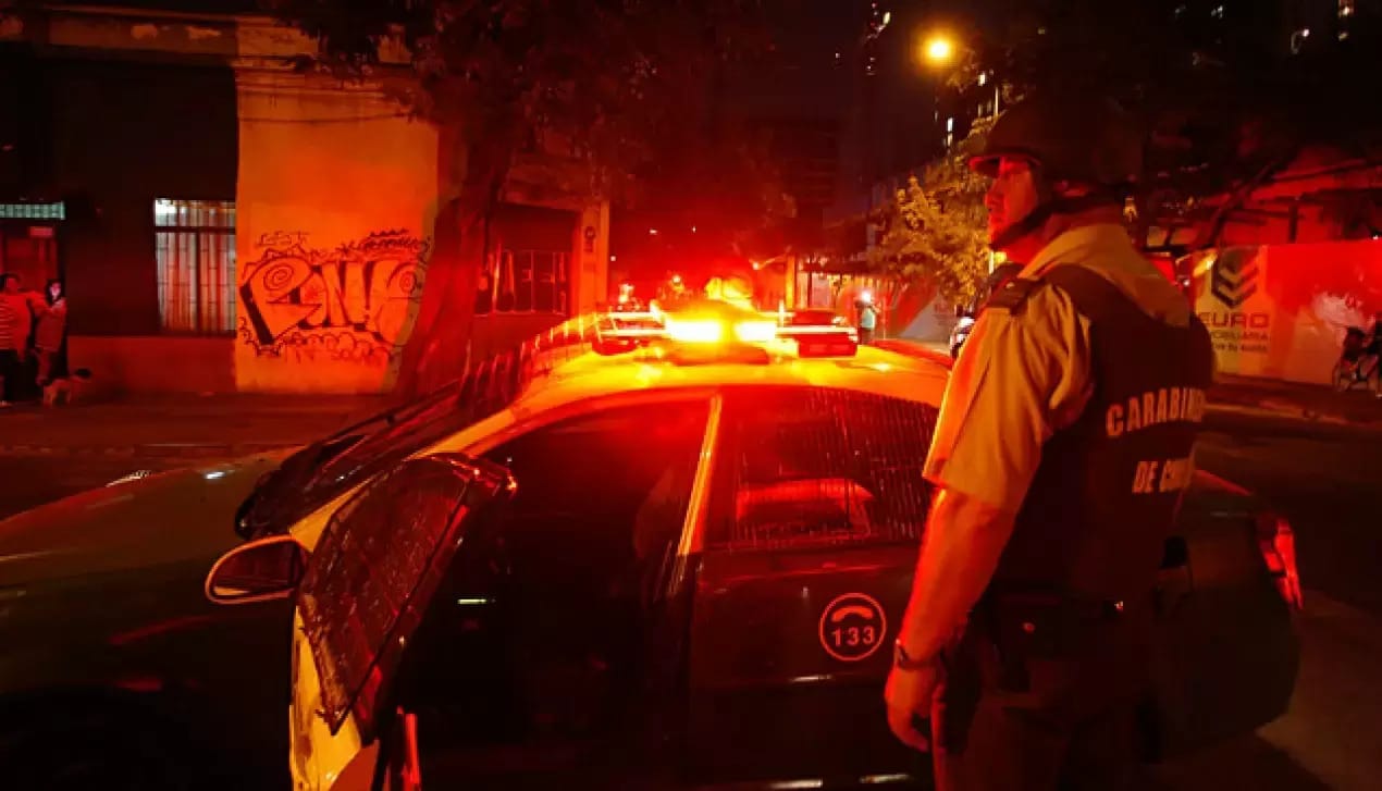 Detienen a 16 personas que infringían normas sanitarias en prostíbulo clandestino