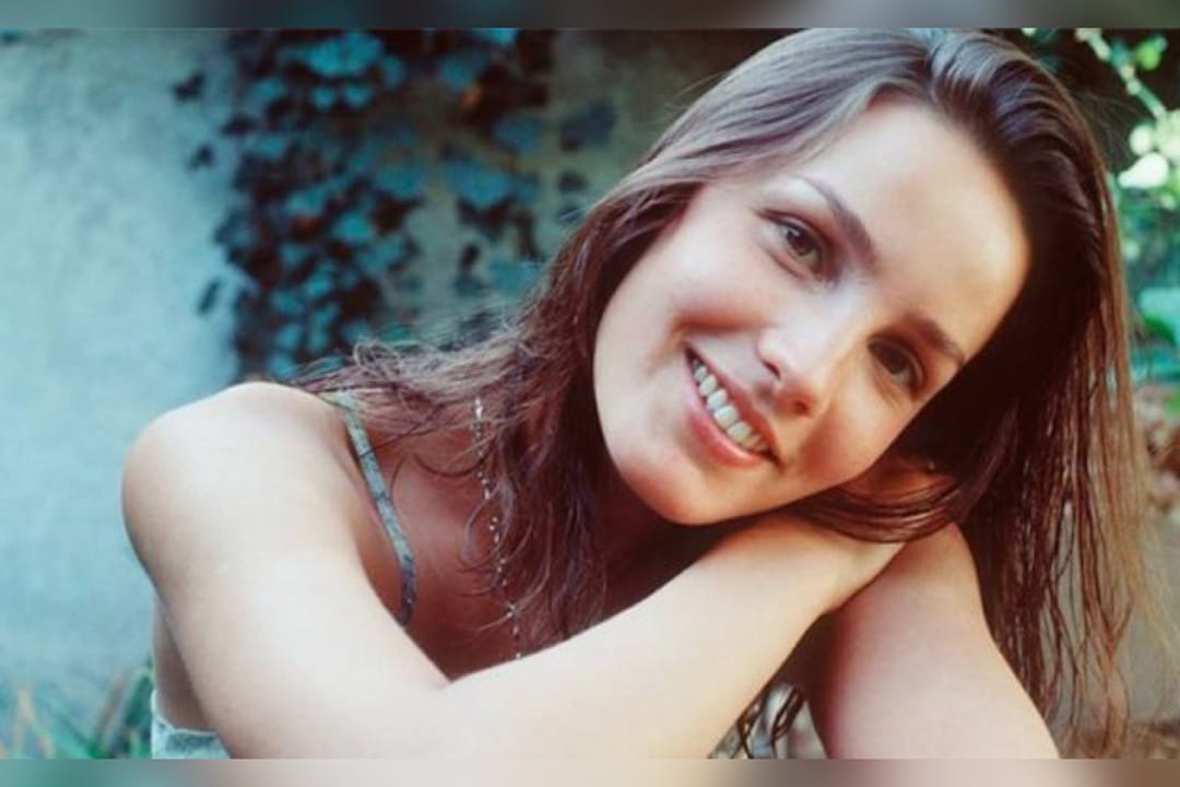 Ángela Contreras reapareció en una foto junto a su hermano Dr. File tras 14 años fuera de la TV