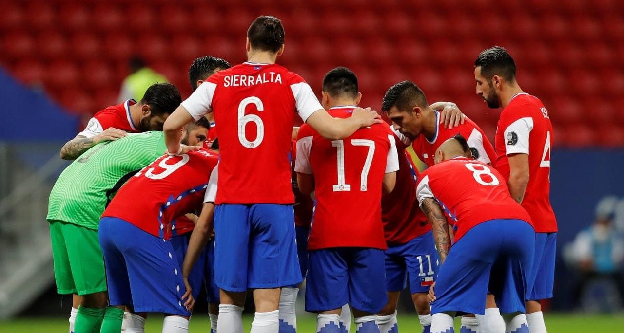 La “Roja” y Pinares fueron criticados por su bajo nivel en la Copa América ante Paraguay