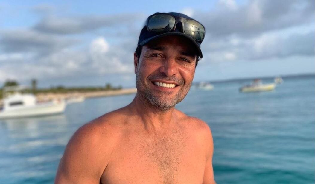 Chayanne cumple 53 años y los celebra con excelentes noticias