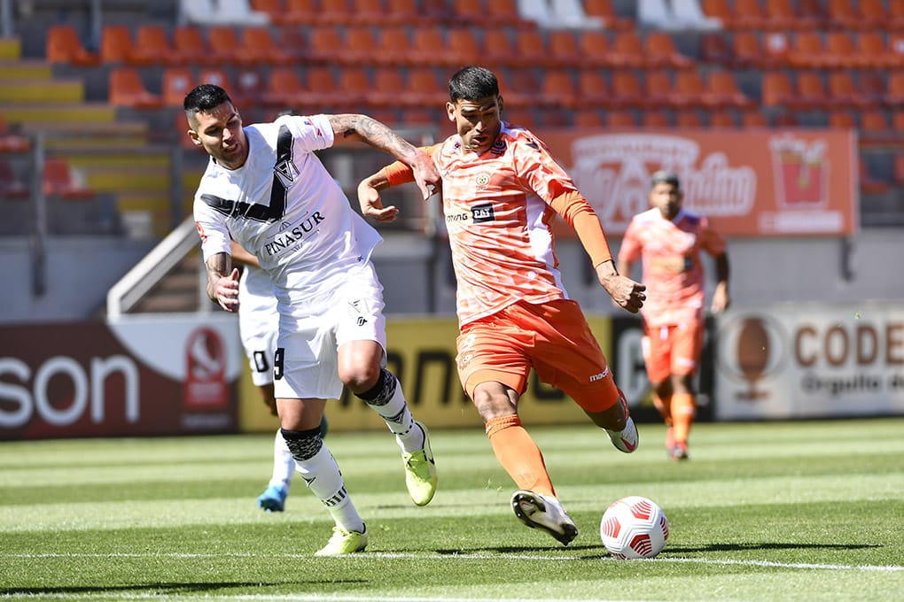 Cobreloa sufre con el contagio masivo por Covid-19 en la previa a la Copa Chile