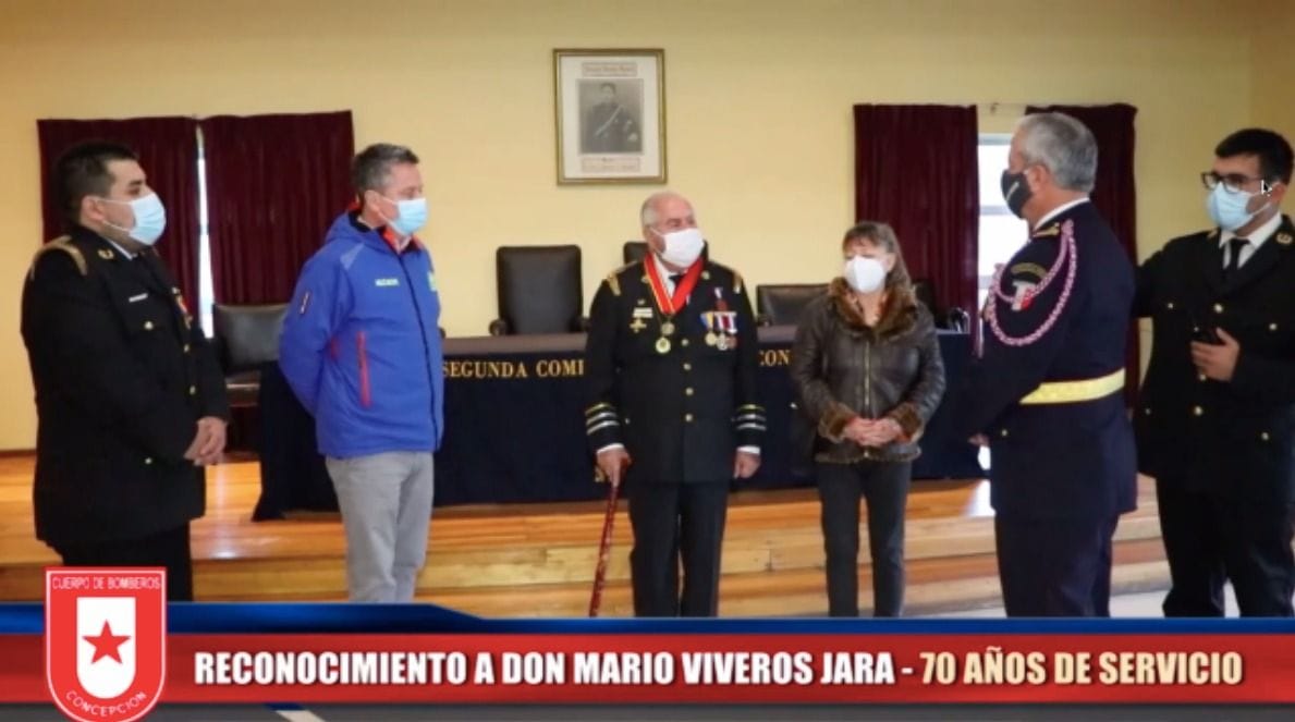 Bomberos de Concepción reconocieron en su día a destacados voluntarios