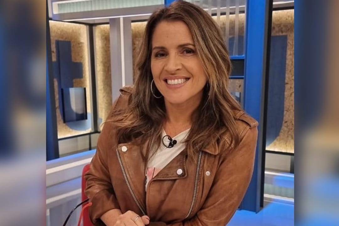 Monserrat Álvarez se dio un chapuzón en pleno matinal