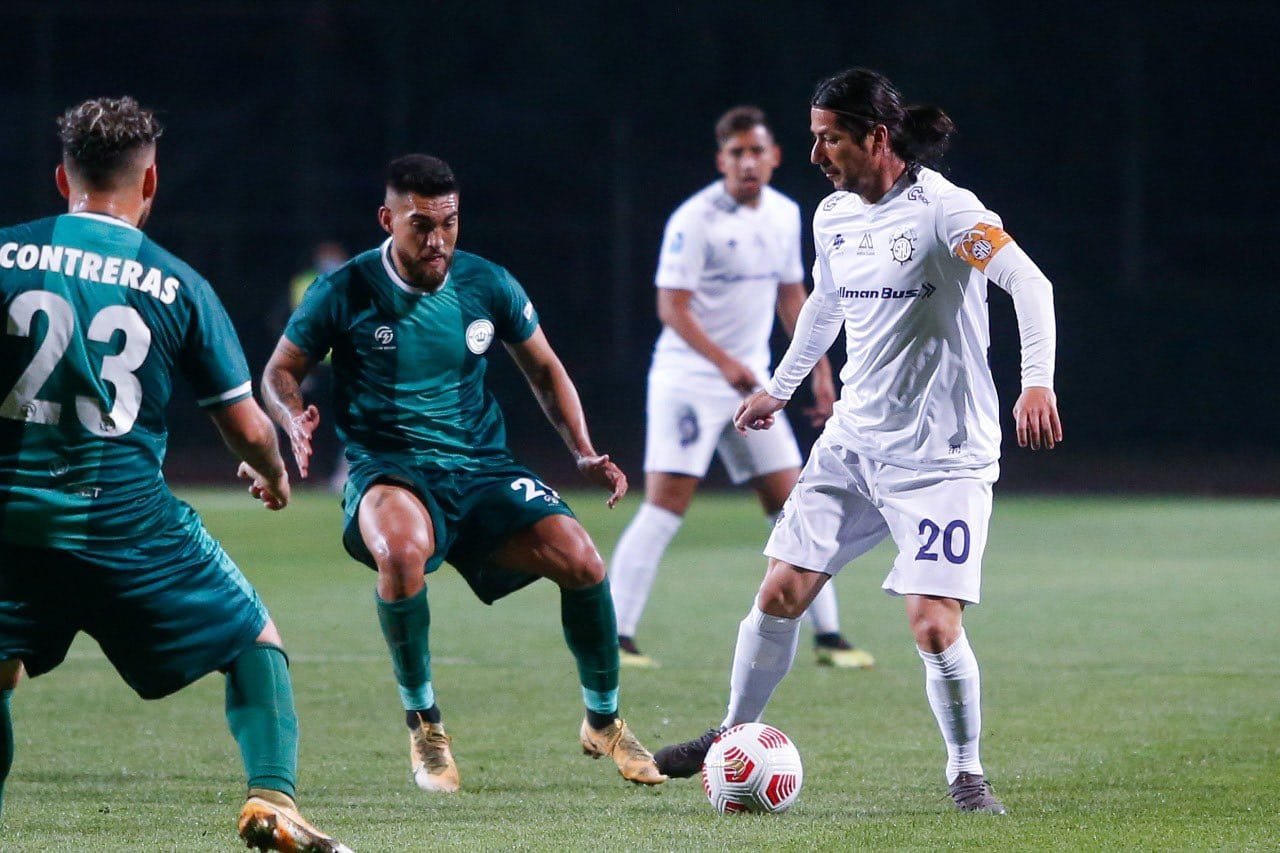 Dos rivales directos del “Conce” y Vial enredaron puntos en la Segunda División