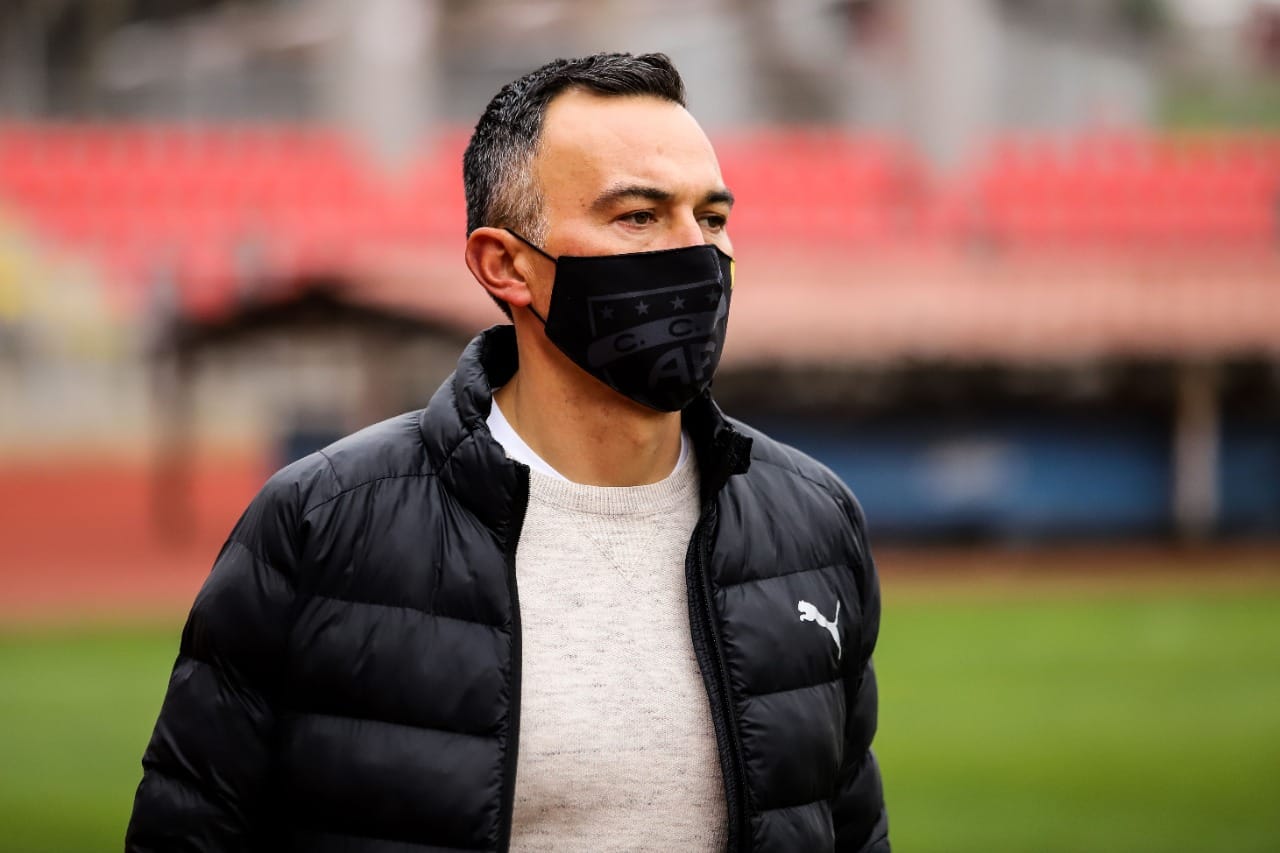 Fernández Vial ya vive el duelo por la Copa Chile: “Es un desafío enorme este partido ante la Universidad de Chile”