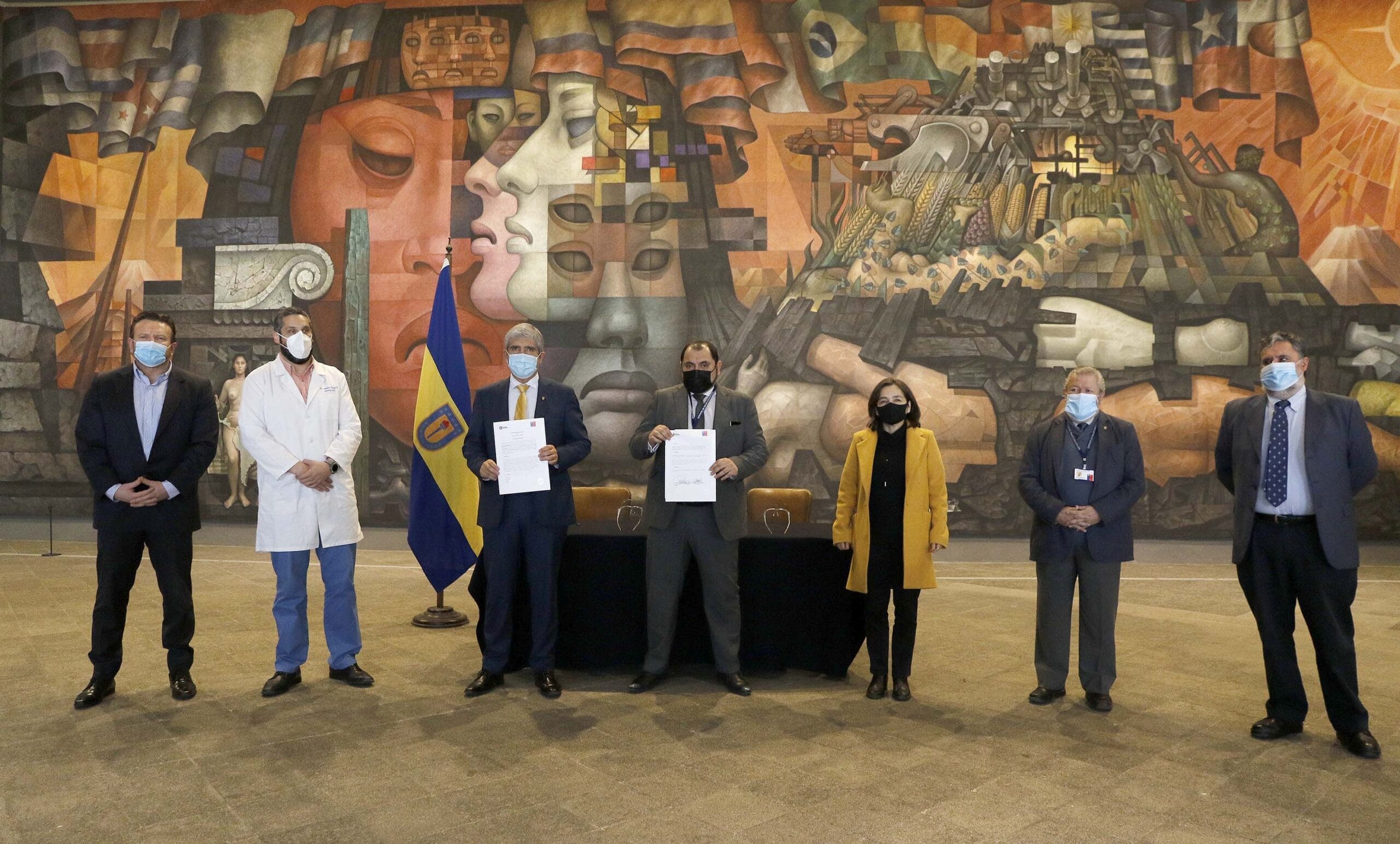 UdeC y Salud firman acuerdo para el desarrollo de un nuevo recinto hospitalario