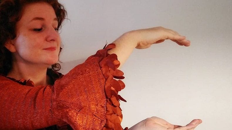 Diseñadora chilena remata escultura invisible: le ofrecen más de 500 mil pesos