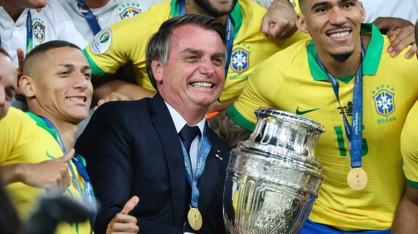 Bombazo: Gobierno de Brasil presiona para jugar la Copa América y Tite dejaría el Scratch