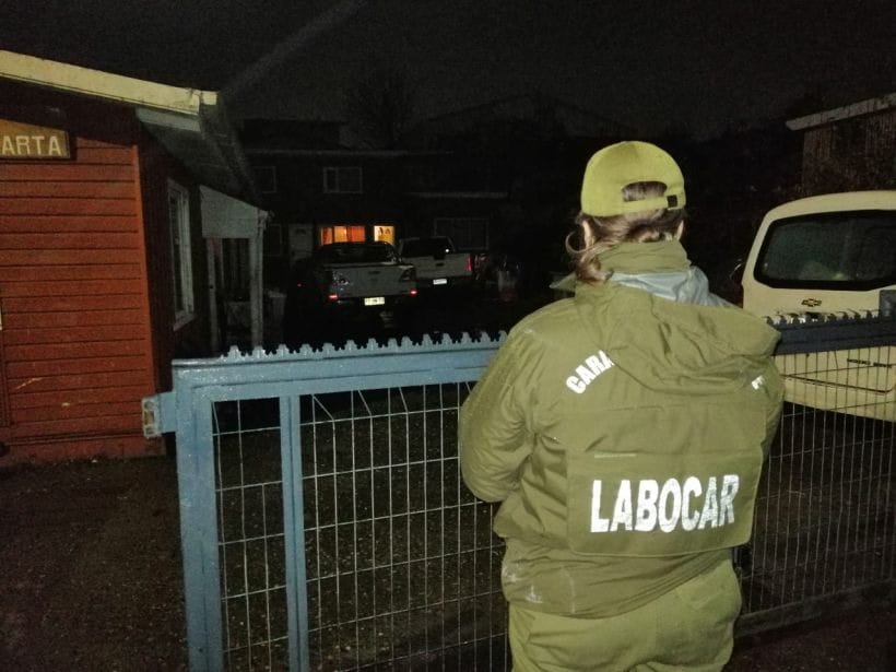 Hombre drogado intentó asesinar a su pareja rociándola con parafina