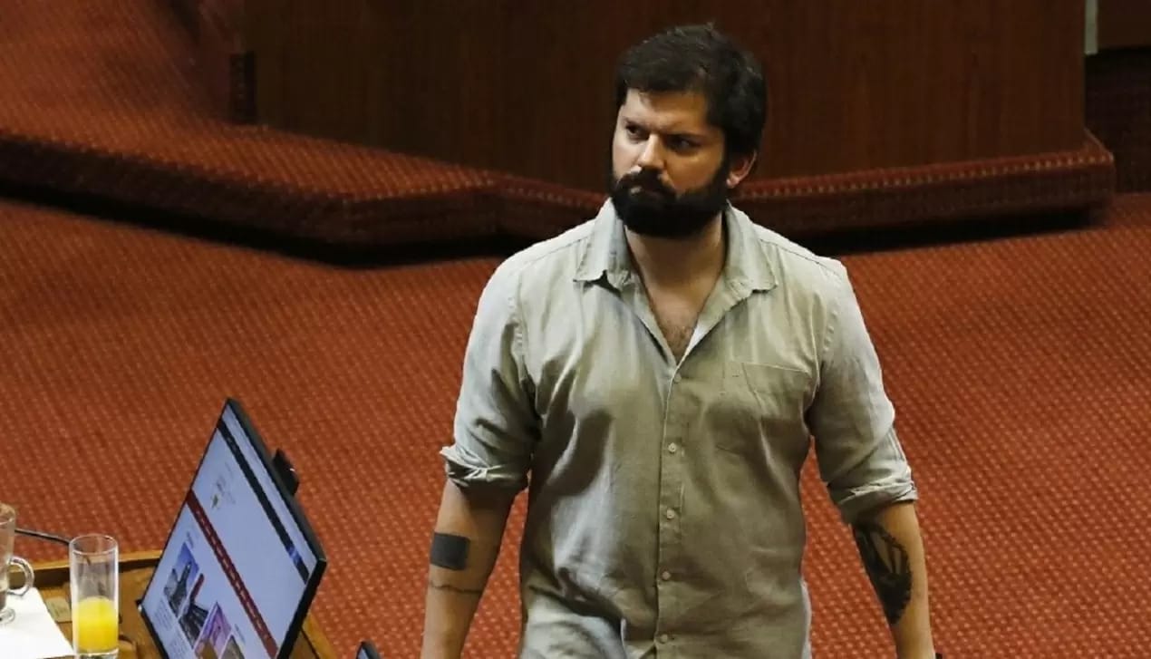 “Todo lo que no queremos en la política”: Boric criticó duramente a Pamela Jiles