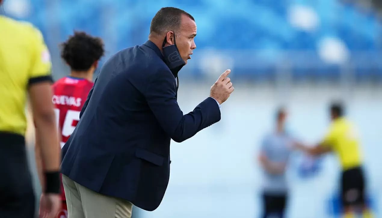 La peor salida: Dudamel realizó un indecoroso gesto en su útlimo partido con la U