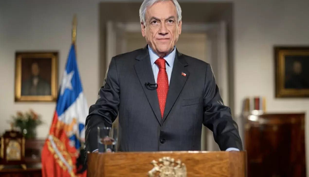 Presidente Sebastián Piñera suspendió su gira por Europa en medio de críticas a la actividad