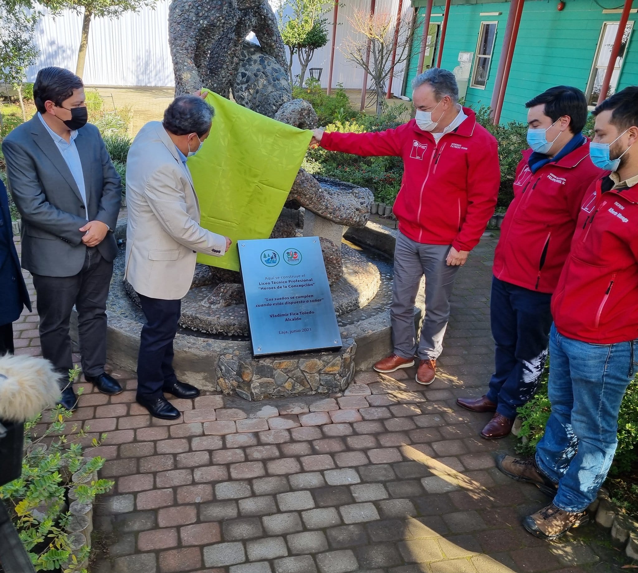 Inician construcción del Liceo Héroes de la Concepción de Laja