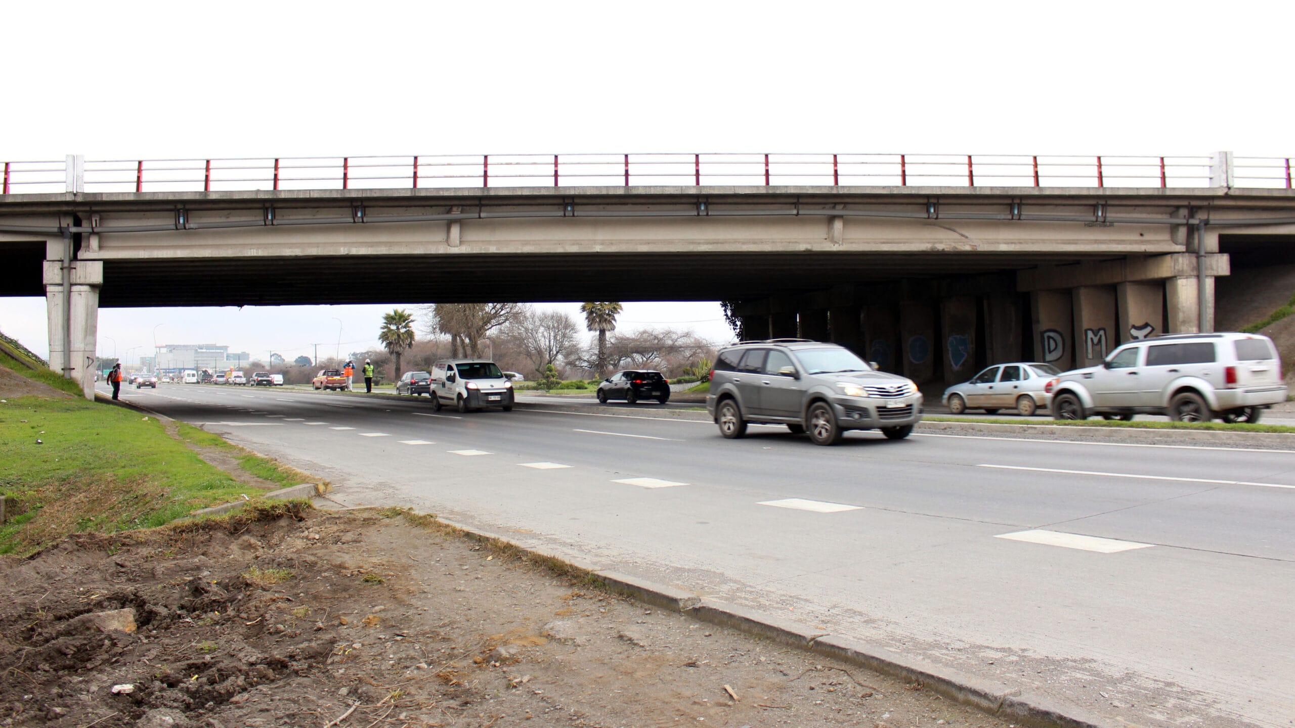 MOP presentará acciones legales por camión que impacto puente en la autopista Concepción-Talcahuano