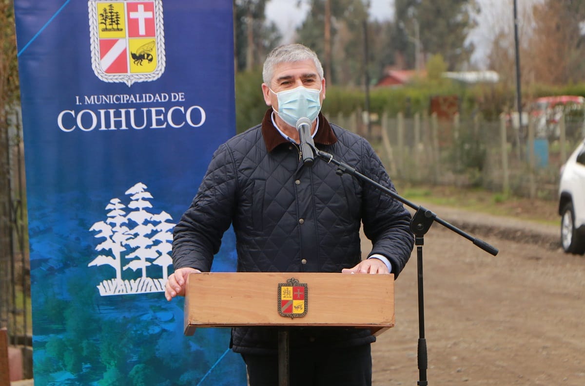 Ex árbitro y alcalde de Coihueco sigue evolucionando tras sufrir un grave accidente