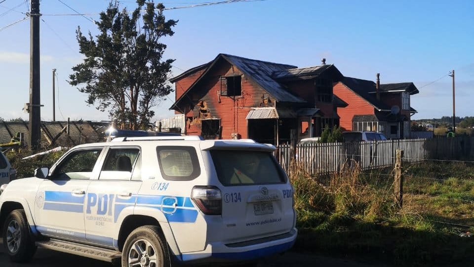 La historia de los penquistas fallecidos tras incendio en Quellón: Ambos eran educadores