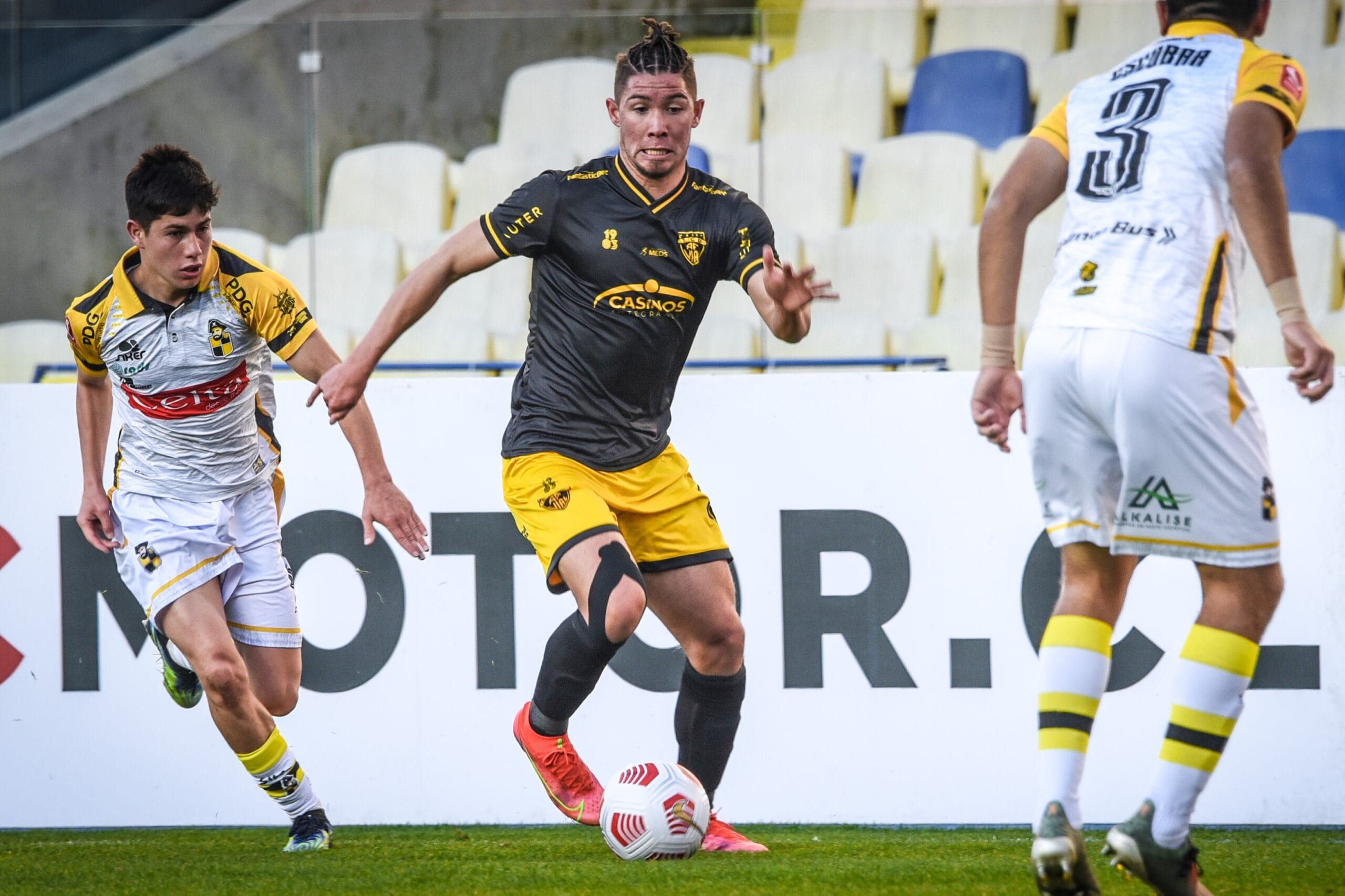 Fernández Vial no pudo desatar la furia en Collao por la Copa Chile