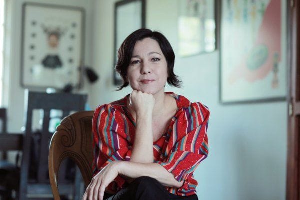 “Briones casi no puede caminar por la calle porque la gente le pide autógrafos”: Javiera Parada en cierre de campaña