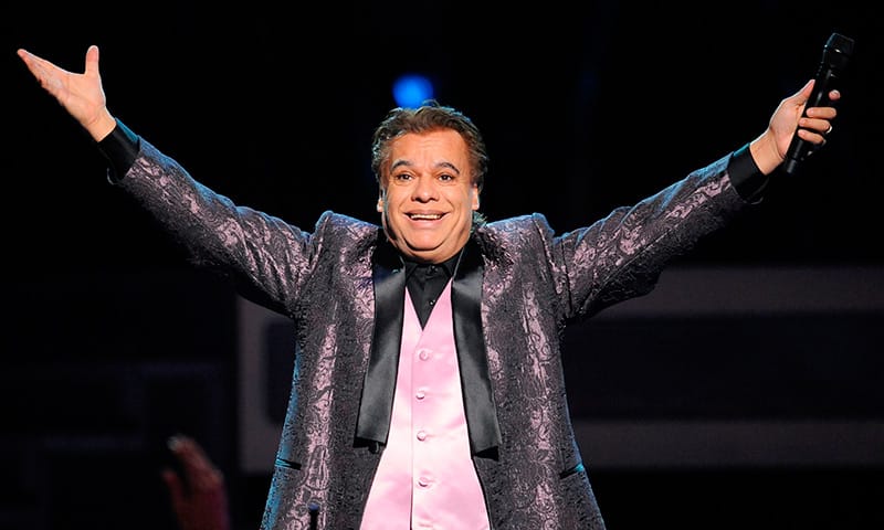 Serie sobre Juan Gabriel llegará a TVN