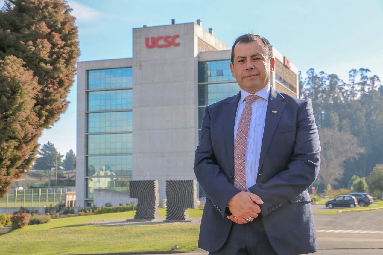 UCSC cumple 30 años y apuestan a iniciar el trabajo para ofrecer las primeras carreras profesionales 100% online
