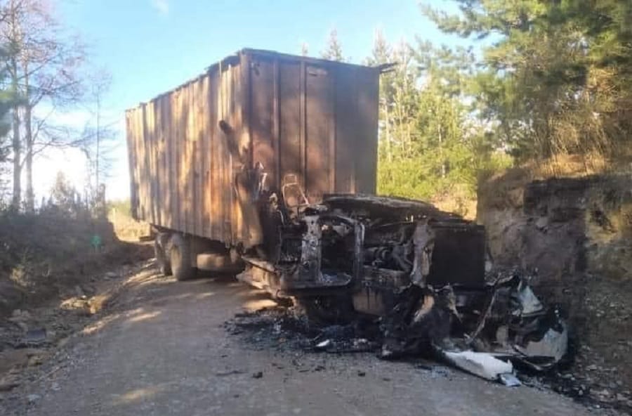 Resistencia Mapuche Lavkenche reivindicó ataques incendiarios en Curanilahue