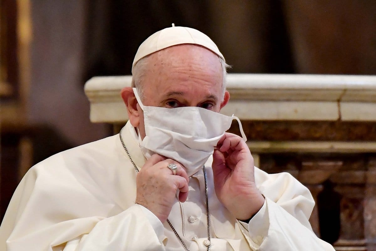 Internan al Papa Francisco para ser sometido a una cirugía