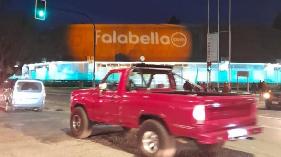 Polémica por proyección de Falabella en Pinacoteca UdeC: Tienda se refirió al hecho