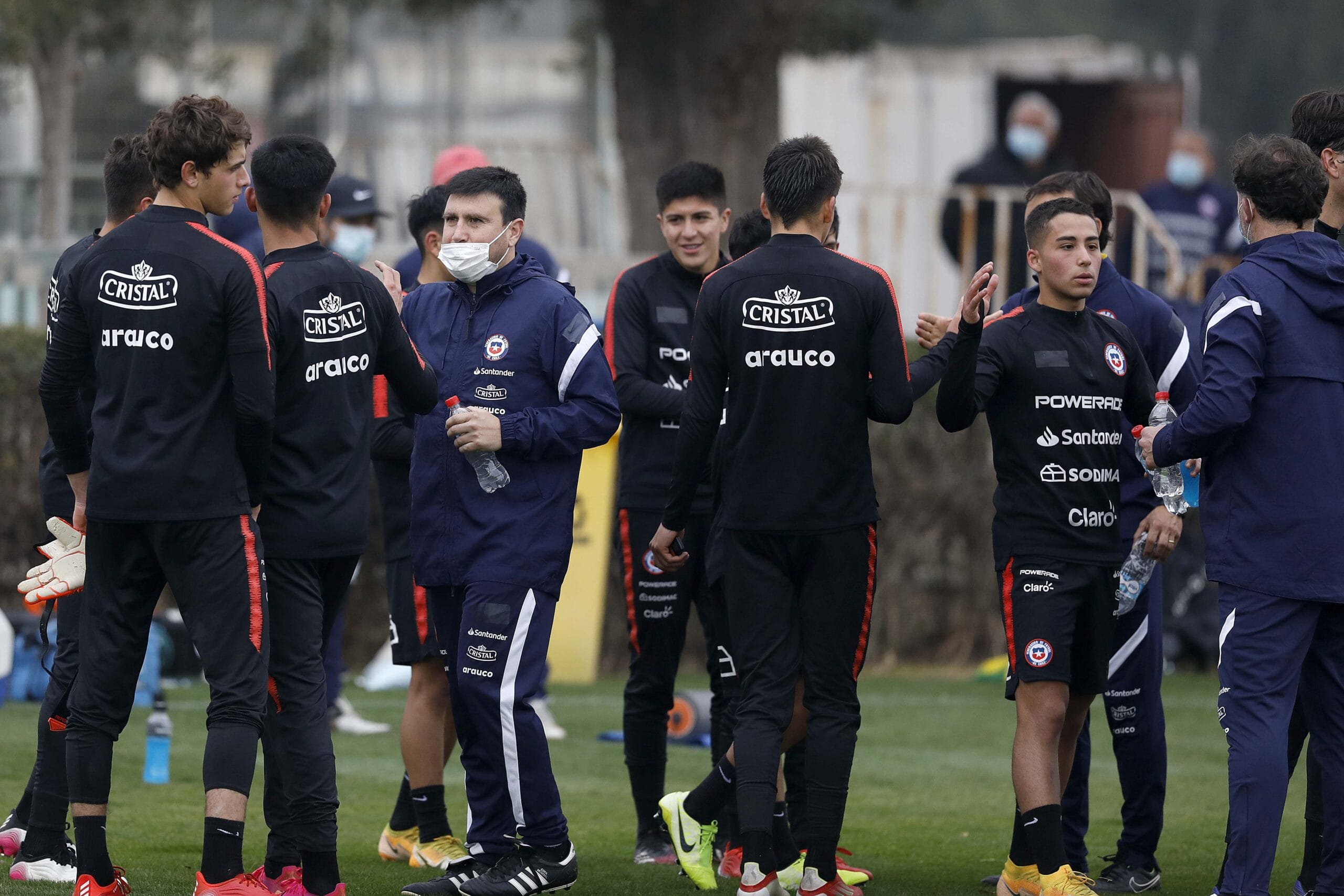 La “Rojita” Sub 20 comenzó con dos acereros su microciclo en Juan Pinto Durán